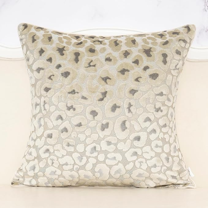 Alerfa Beige Floral Throw Pillow Cover 18 x 18 Inch Cut Velvet Sqaure Luxury Decorative Pillow Cover for Couch Living Room Bedroom