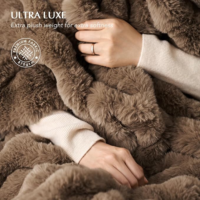 EverGrace Faux Rabbit Fur Bubble Throw Blanket, 50"x60", Natural Tan | Ultra Soft, Luxury Faux Rabbit Fur Throw, Thick Warm Bubble Blanket, Cozy Fluffy Reversible, for Bed, Couch, Chair, Sofa