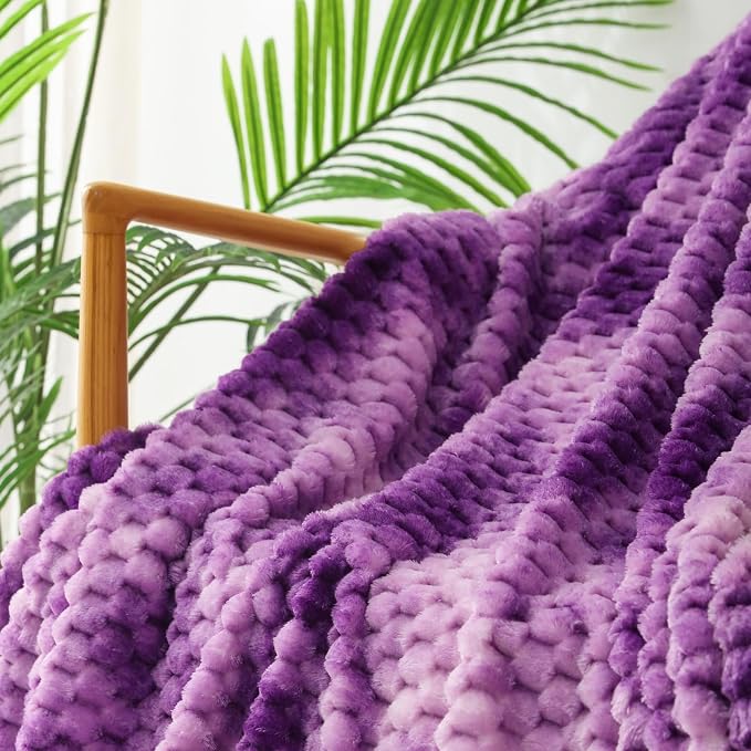 Exclusivo Mezcla 3D Fleece Twin Size Blanket for Bed, Tie-dye Purple | Extra Soft Fuzzy Plush Lightweight Bed Blankets, Cozy Fluffy Decorative Blankets for All Seasons, 90x66 Inches