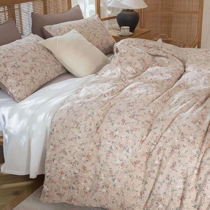 King Size Comforter Set Floral Soft 3 Pieces Chic Crinkle Gauze Fabric Garden Style Vintage Floral Print Botanical Comforter for All Seasons Luxury Warmth Comfy Breathable with 2 Pillowcases