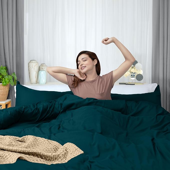 Duvet Cover Queen, 3 Piece Cotton Like Polyester With Zipper Closure, Teal | Extra Soft and Breathable, Wrinkle & Fade Resistant, Includes Duvet Cover and 2 Pillow Shams, Comforter Not Included, OekoTex