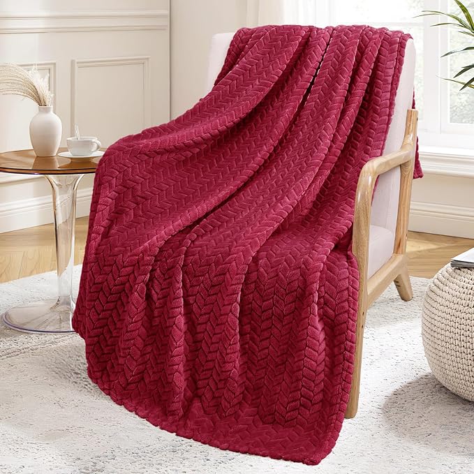Exclusivo Mezcla Fleece Throw Blanket for Couch Sofa, 50”x70”, Deep Red | Oversized Soft Cozy Fluffy Blankets for Summer, Decorative Plush Flannel Throws for Living Room, Bedroom with Leaves Pattern