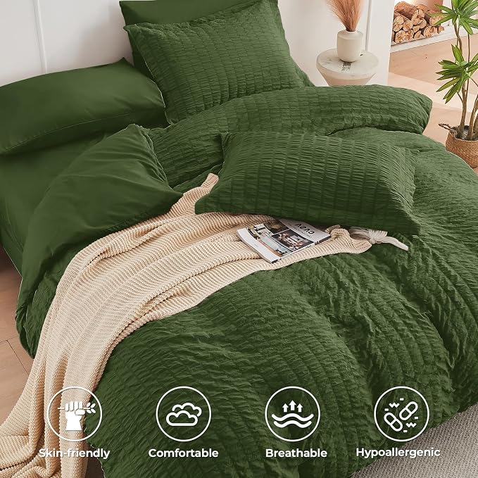 HYMOKEGE Olive Green Twin Size Duvet Cover, Ultra Soft 2-Piece Seersucker Duvet Cover Set with Zipper Closure, Soft Brushed Microfiber Bedding Set with 8 Corner Ties (68"x90", 1 Pillowshams)