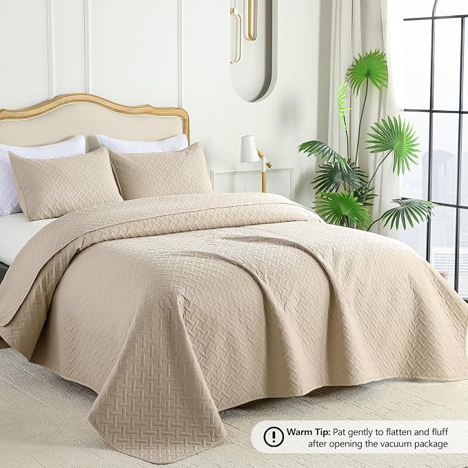 FLYMME Beige King Quilt Bedspreads,Modern Style Geometric Weave Stripe Pattern, 3 Pieces Lightweight Bedding Sets, Microfiber Quilted Comforter Coverlet for All Season (1 Quilt, 2 Shams)
