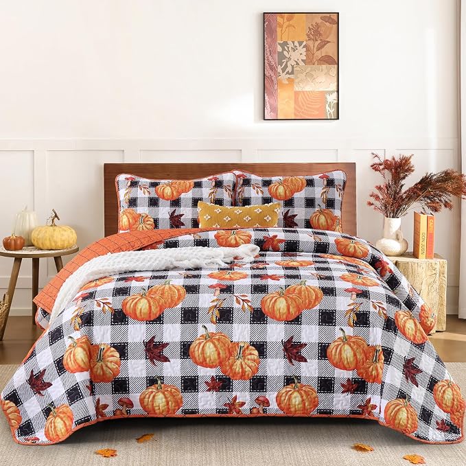 Fall Patchwork Quilt Set King Size, Pumpkin Maple Leaves Plaid Bedding Set | Thanksgiving Themed Bedspread with Black White Checkered Pattern, Soft Coverlet with 2 Pillowcases Autumn Home Decor Gift