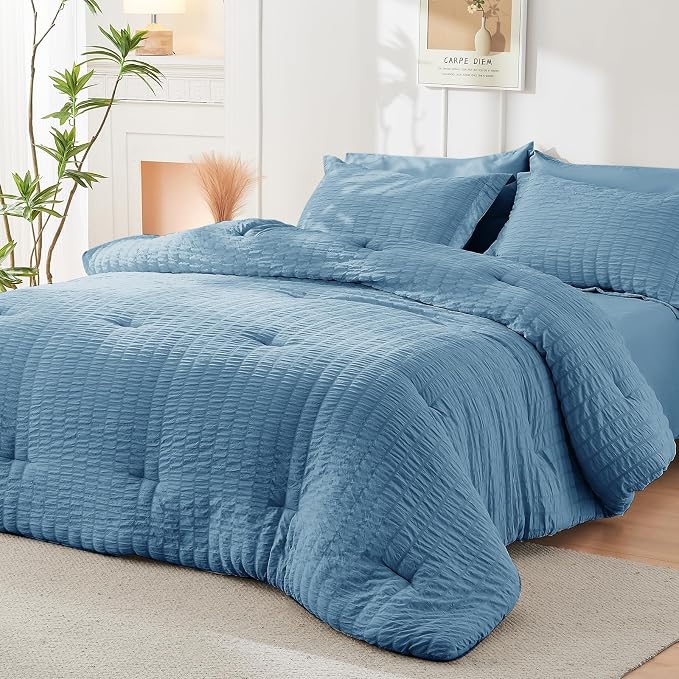 HYMOKEGE Mineral Blue Oversized Queen Comforter Set Seersucker 7 Pieces, All Season Luxury Bed in a Bag for Bedroom, Bedding Set with Comforter, Sheets, Pillowcases & Shams
