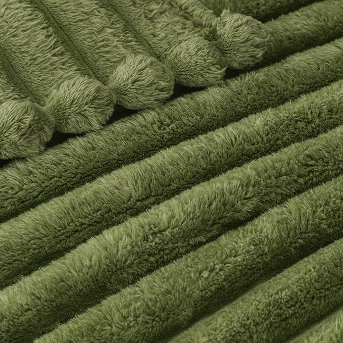 Exclusivo Mezcla Striped Fleece Throw Blanket for Couch, Sofa, Bed, 50"x60" | Soft Breathable Cozy Bed Blankets, Lightweight Plush Fluffy Fuzzy Jacquard Decorative Blankets