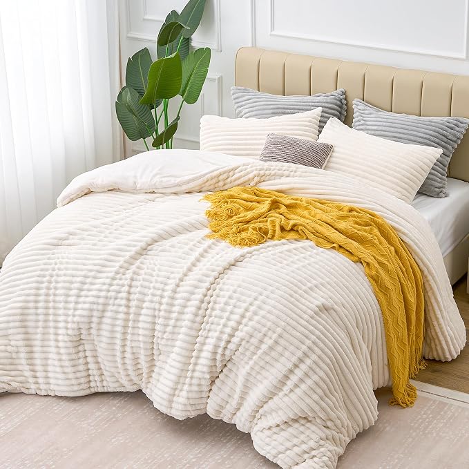 BEDELITE Fleece California King Comforter Set, Fluffy Bed Set, Cream White | Super Soft & Warm Bedding, Luxury Fuzzy Faux Fur Comforter for Winter, Heavy Plush Bedding, with 2 Pillowcases