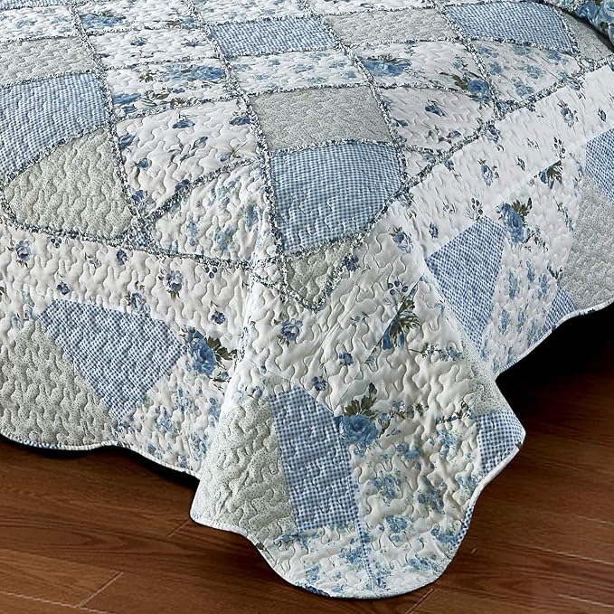 VIVILINEN Blue Floral Patchwork Quilt Set King Size Reversible Quilted Bedding Set with 2 Pillowcases | 3-Piece King Size Bedding Set Reversible Coverlet Lightweight Comforter Bed Sheet Set Cover Blanket with 2 Pillowcases