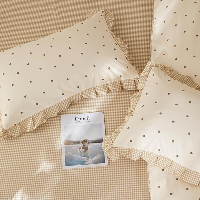 mixinni Floral Duvet Cover Set Twin XL Size – 100% Cotton 3-Piece Bedding Set with Ruffled Trim, Reversible Vintage Beige Gingham & Strawberry Print, Soft Aesthetic Duvet Cover with Zipper Closure