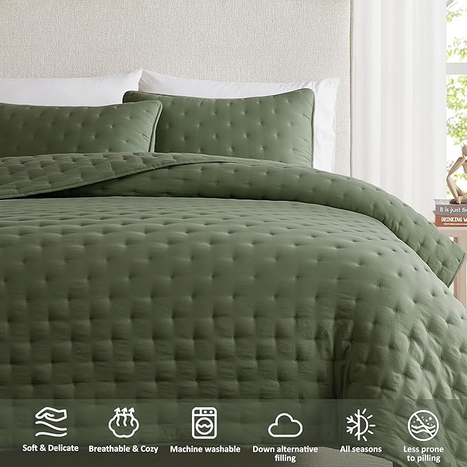 WDCOZY Olive Green Cloud King Size Quilt Set, Tan Lightweight Farmhouse Bedspread, Rustic Country Coverlet, Taupe Camel Soft Bedding, Thin Comforter for All Season - 3 Pieces, 104x90 inches