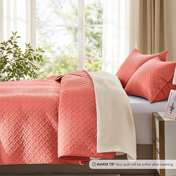 FLYMME Twin Quilt Set,Lightweight Coral Bedspreads,Basket Weave Pattern,Ultra Soft Microfiber Bedspread Bed Coverlet 2 Pieces for All-Seasons (1 Quilt,1 Shams)