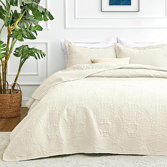 Love's cabin Oversized King Size Quilt Bedding Set Beige Bedspreads - Oversized King Lightweight Bedspread Comforter - Coin Pattern Coverlet for All Season - 3 Pieces (1 Quilt, 2 Pillow Shams)