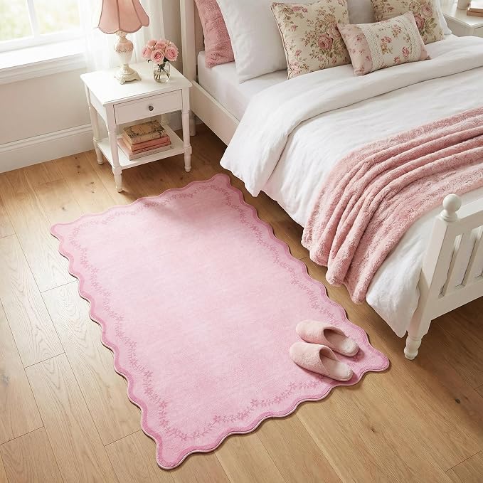 GarveeHome 3x5 Scalloped Washable Area Rug Non Slip Bedroom Entryway Rug | Soft Pink Kitchen Rug Low Pile Carpet Stain Resistant Throw Rug for Bedside Kids Room Office Dining Room