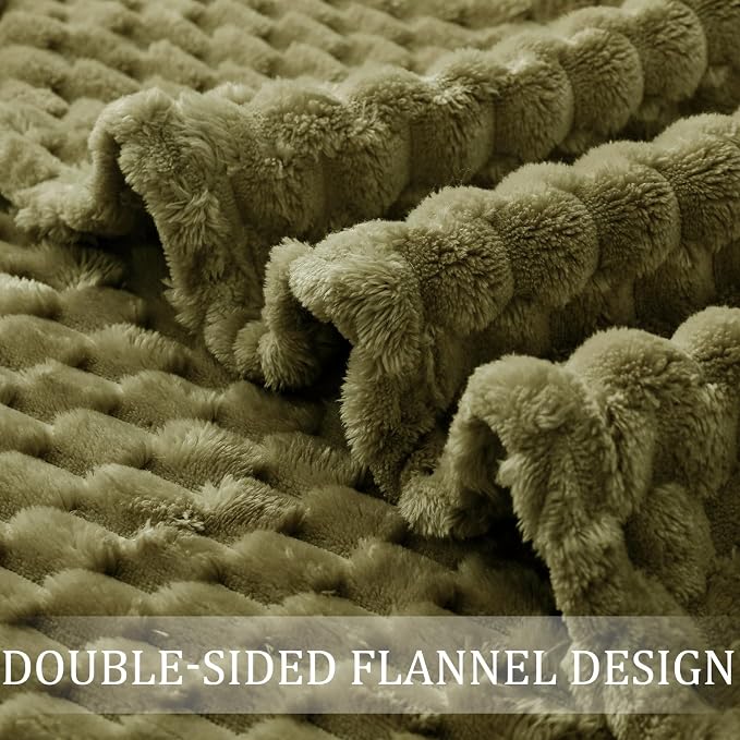 Exclusivo Mezcla 3D Fleece King Size Blanket for Bed, Olive Green | Extra Soft Fuzzy Plush Lightweight Bed Blankets, Cozy Fluffy Decorative Blankets for All Seasons, 90x104 Inches