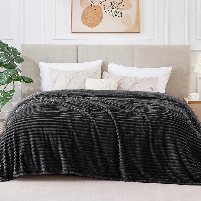BEDELITE 3D Ribbed Jacquard Black Blankets Queen Size for Bed, 90x90 Inch | Soft Warm Decorative Fluffy Blanket, Cozy Fuzzy Lightweight Plush Fleece Throw Blankets for Bed, Room Decor, Gift for Women
