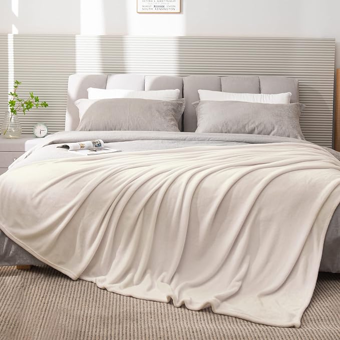 BEDELITE Fleece Blanket Soft Plush King Size Bed Blanket Beige 108"x90" | Ultra Soft Fleece, Plush Microfiber, Lightweight Warmth, All Season Comfort, Fade Resistant, Machine Washable
