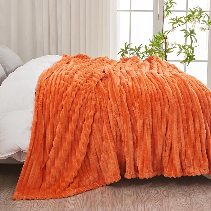 NEWCOSPLAY Fleece Ribbed Cozy King Blanket for Couch, Orange, 90"x110" | Premium Silky Flannel Blanket, Soft Lightweight Fluffy Throw Blanket for Bed Sofa Decor, Gift for All Season Use