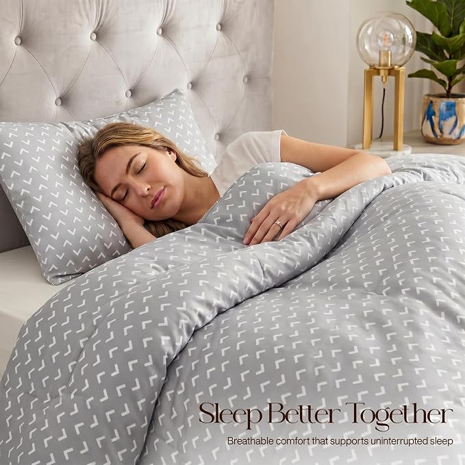 Utopia Bedding 2 Pc Twin Comforter Set, Printed Comforter, Arrows White | Comforter Set Includes Comforter (64x88) Inches, 1 Sham (20x26) Inches. Soft Microfiber Down Alternative, Machine Washable.
