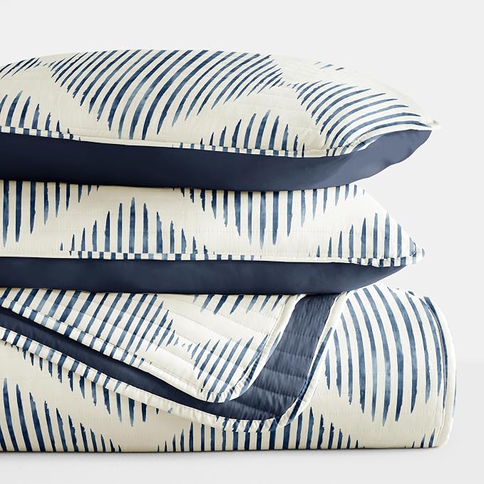 Merit Linens Soft Quilt Coverlet Bedding Set - Pattern/Solid Reversible - Full/Queen Navy