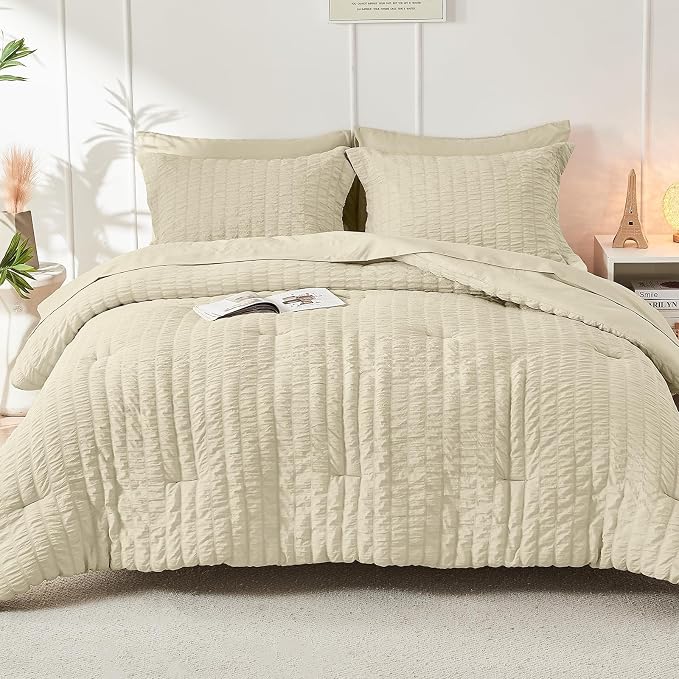 HYMOKEGE Oatmeal Queen Comforter Set Seersucker 7 Pieces, All Season Luxury Bed in a Bag Queen for Bedroom, Bedding Set with Comforter, Sheets, Pillowcases & Shams