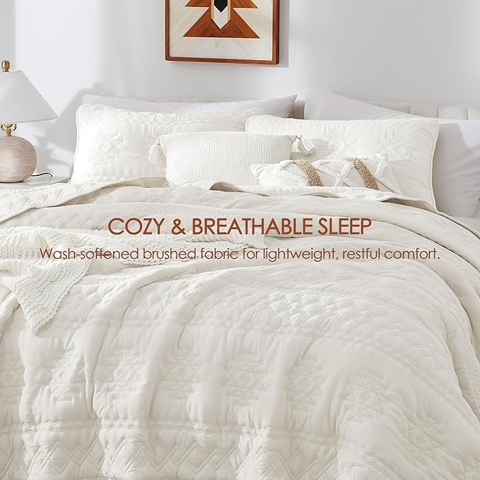 WDCOZY Boho Ivory Oversized California Cal King Size Quilt Bedding Sets with 2 Pillow Shams, Cream White Farmhouse Lightweight Soft Bedspread Coverlet for All Season, 3 Pieces