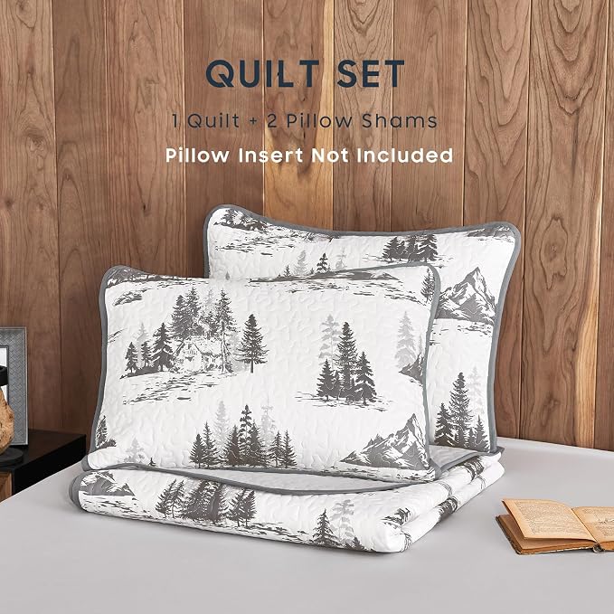 Wake In Cloud - Rustic Quilt Set, Cabin Forest Woodland Camping Theme with Lodge Mountain Print, Reversible Lightweight Bedspread Coverlet, 3 Pieces, Grey White, Queen/Full Size