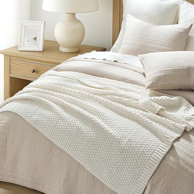 EVERGRACEHOME Chunky Chenille Knit Throw Blanket, 50 x 60, Bright White | Sculpted Moss Stitch, Chic Modern Farmhouse, All-Season Warmth, OEKO-TEX® Certified, Elegant Blanket for Couch, Bed, Sofa