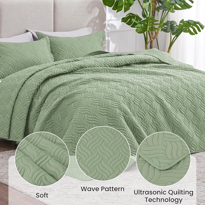 Love's cabin King Size Quilt Bedding Set Sage Bedspreads - Bed Summer Lightweight Bedspread Comforter - Wave Pattern Bedding Coverlet for All Season - 3 Pieces (1 Quilt, 2 Pillow Shams)