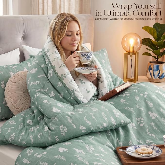 Utopia Bedding 3 Pc Queen Comforter Set, Printed Comforter, Meadow Mist | Comforter Set Includes Comforter (88x88) Inches, 2 Shams (20x26) Inches. Soft Microfiber Down Alternative, Machine Washable.