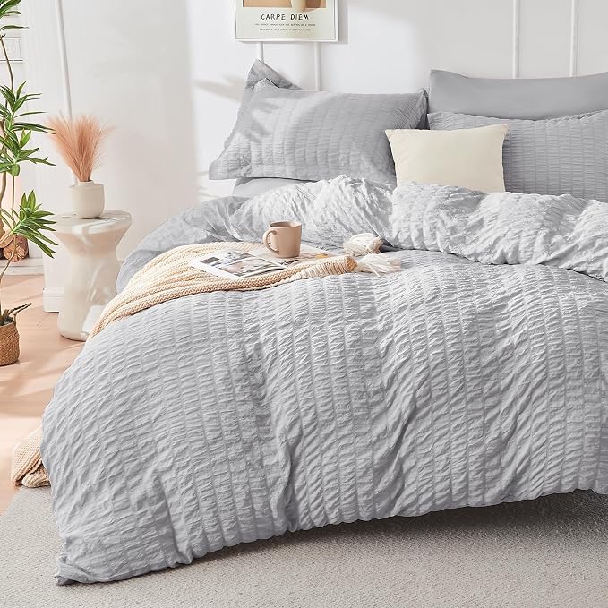 HYMOKEGE Light Grey Oversized Queen Comforter Set Seersucker 7 Pieces, All Season Luxury Bed in a Bag for Bedroom, Bedding Set with Comforter, Sheets, Pillowcases & Shams