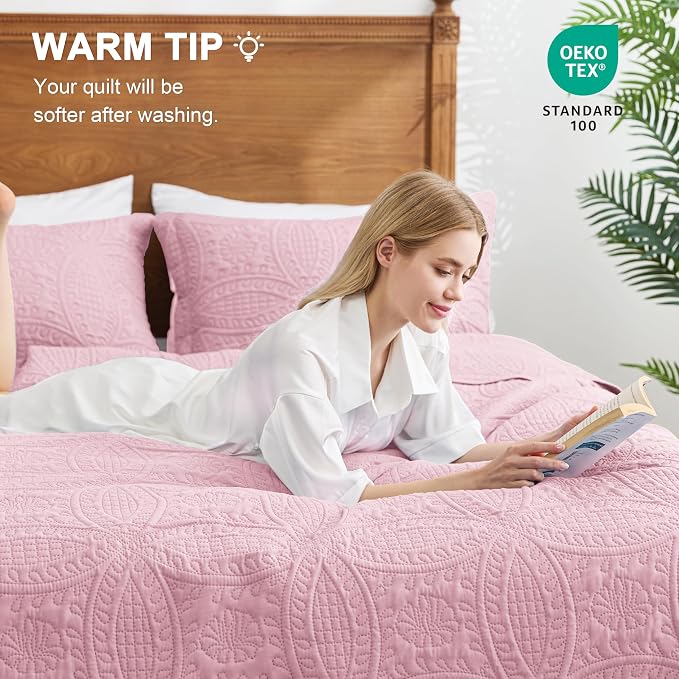 Love's cabin California King Size Quilt Bedding Set Pink Bedspreads - Cal King Summer Lightweight Bedspread Comforter - Coin Pattern Coverlet for All Season - 3 Pieces (1 Quilt, 2 Pillow Shams)