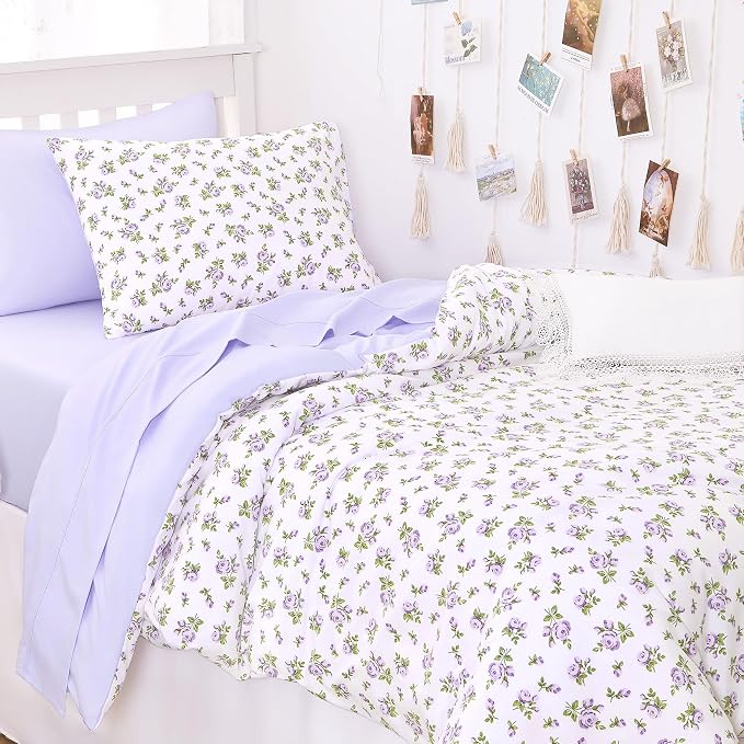 Wake In Cloud - Floral Comforter Set, Coquette Cottagecore Aesthetic Flower Shabby Chic Pattern for Women Teen Girls, Soft Lightweight Bedding, 3 Pieces, White Purple, Twin/Twin XL Size
