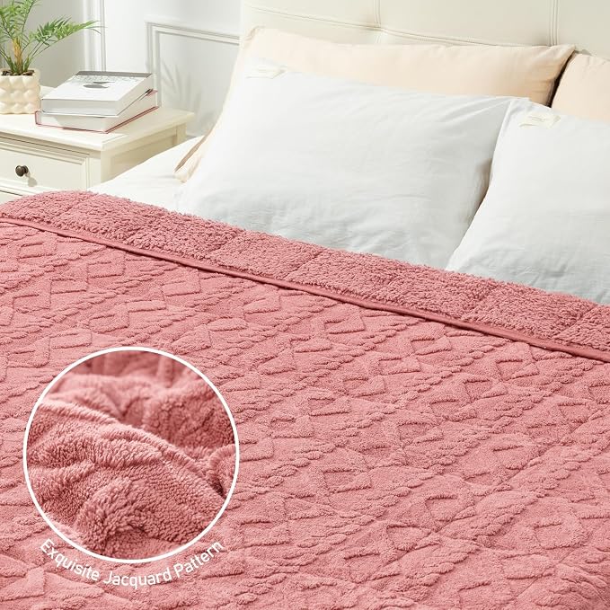 Weighted Blanket for Adults Twin Size 15 lbs 48" x 72" Apricot Pink | Better Sleep, Relax Body & Mind, Dual Sided Soft Fuzzy Heavy Throw Blankets, Jacquard Knitted, Chunky Fluffy, Warm Hug, Gift
