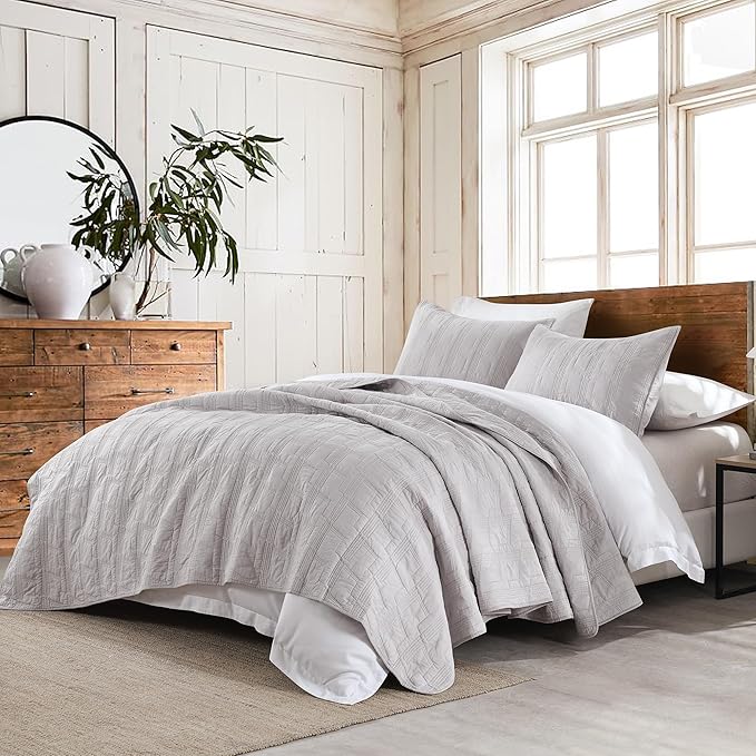 HORIMOTE HOME 100% Cotton Quilt Set King Size, Light Grey Pre-Washed Bedspread Coverlet Set, Cozy Lightweight Stitching Decorative Bedding Cover with 2 Shams in Geometric Pattern for All Season