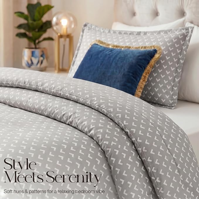 Utopia Bedding 2 Pc Twin Comforter Set, Printed Comforter, Arrows White | Comforter Set Includes Comforter (64x88) Inches, 1 Sham (20x26) Inches. Soft Microfiber Down Alternative, Machine Washable.