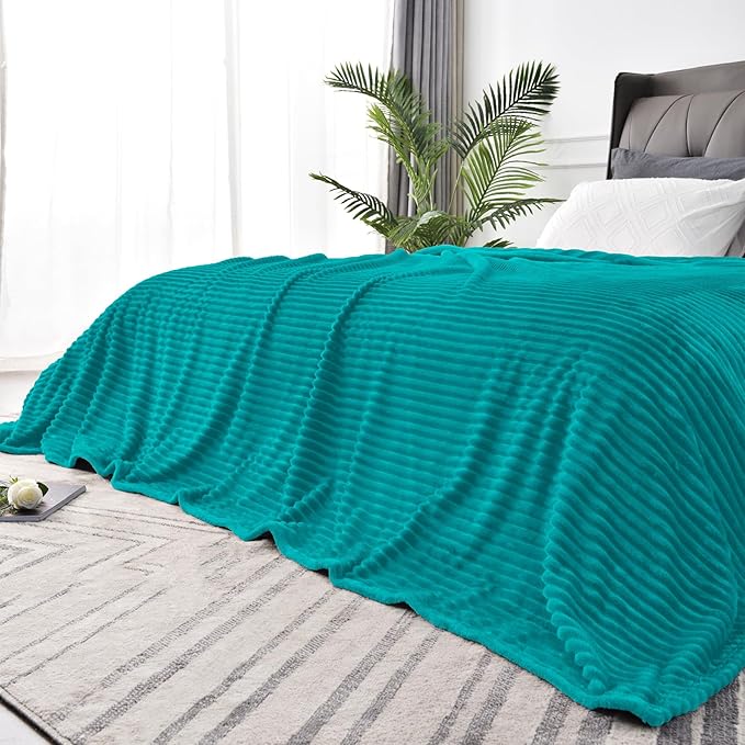 BEDELITE Ribbed Jacquard Ocean Blue King Size Blankets for Bed, 108x90 Inch | Soft Warm Decorative Fluffy Blanket, Cozy Fuzzy Lightweight Plush Fleece Throw Blankets for Bed, Room Decor, Gift for Women