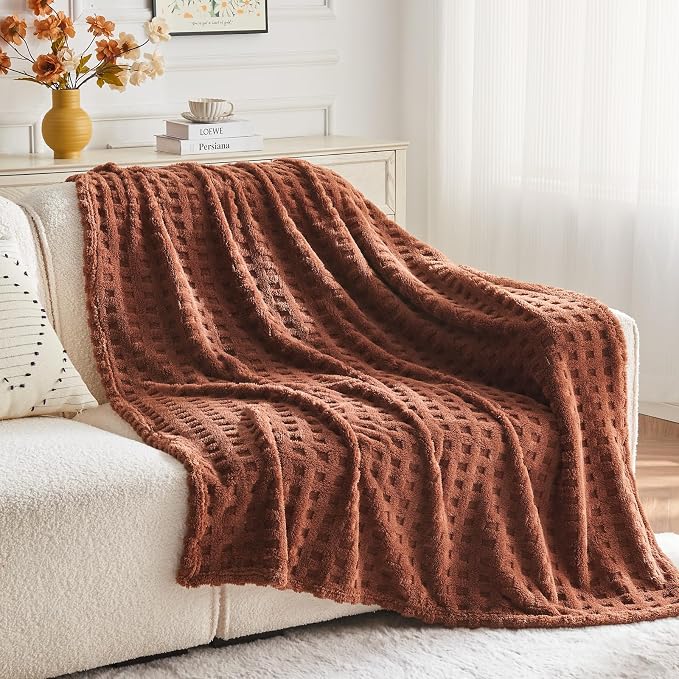 NEWCOSPLAY 3D Waffle Checkered Flannel Throw Blanket, Coffee, 50"x70" | Super Soft Cute Lightweight Decorative Premium Silky Fleece Blanket for Couch Sofa Bed, Gift for Women Men, All Season Use