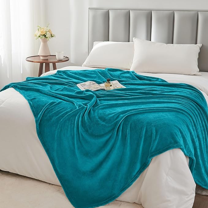BEDELITE Fleece Blanket Soft Plush Throw for Couch Teal Blue 50"x60" | Ultra Soft Fleece, Plush Microfiber, Lightweight Warmth, All Season Comfort, Fade Resistant, Machine Washable, Couch Sofa Bed