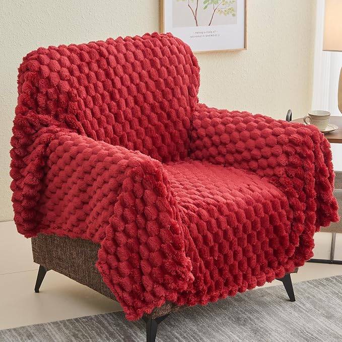 NEWCOSPLAY Fleece Clouds Cozy Twin Blanket for Couch, Red, 60"x80" | Premium Silky Flannel Blanket, Soft Lightweight Fluffy Throw Blanket for Bed Sofa Decor, Gift for All Season Use