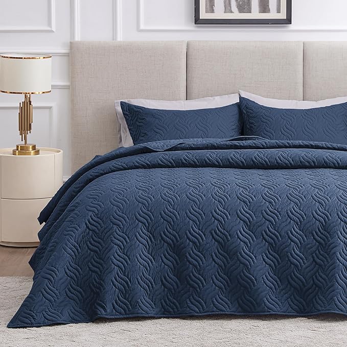 Love's cabin California King Size Quilt Bedding Set Navy Bedspread - Cal King Summer Lightweight Bedspread Comforter - Wave Pattern Coverlet for All Season - 3 Pieces (1 Quilt, 2 Pillow Shams)