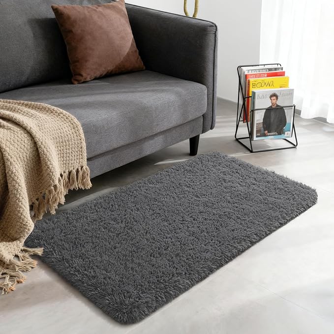 Fluffy Shaggy Small Area Rug, Dark Grey 2x4 Runner Rugs for Bedside Christmas Decor, Mini Fuzzy Plush Throw Rug, Soft Non-Slip Entryway Shag Catpet for Livingroom Holiday Home Aesthetic