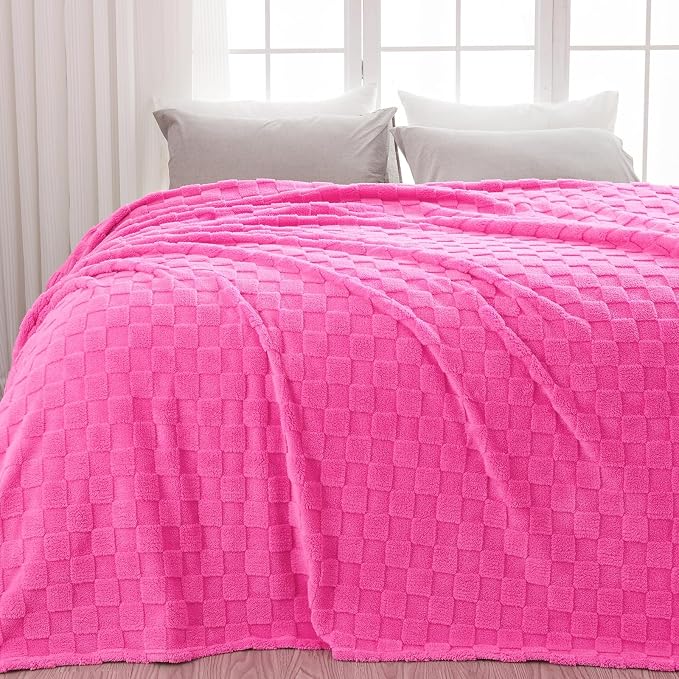 NEWCOSPLAY 3D Checkered Flannel Queen Blanket, Hot Pink Checkered, 90"x90" | Super Soft Cute Lightweight Decorative Premium Silky Fleece Blanket for Couch Sofa Bed, Gift for Women Men, All Season Use