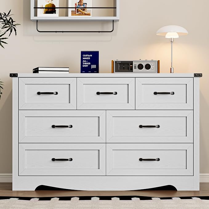 BORNOON 7-Drawer Dresser for Bedroom, Modern Wooden Chest of Drawers with Metal Handles, Anti-Tipping Design, Sturdy and Stable Storage Organizer for Living Room, Entryway, Home Office