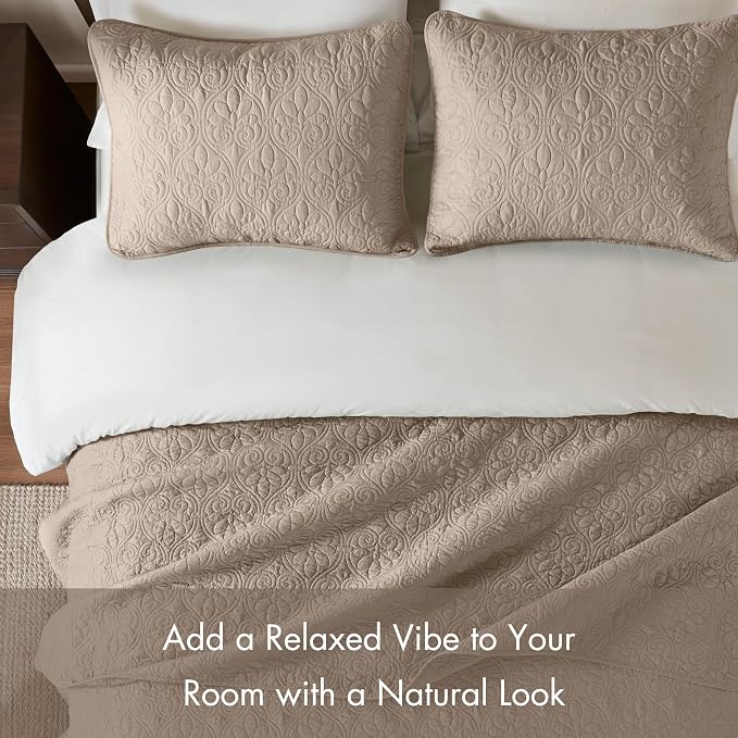 Madison Park Luxurious Cotton Damask Quilt Set, 3PC Full/Queen Bed Set | All Season, Lightweight Stitching Coverlet Bedspread Bedding Stitching with Shams, Khaki