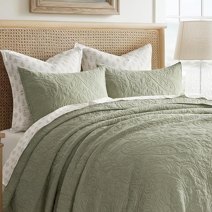 EVERGRACEHOME 100% Cotton Paisley Quilt Set, King Size, Light Sage Green | Prewashed for Softness, Year-Round Breathability, Gift-Ready Box, Matelasse-style Quilted Coverlet, 3 Piece Set with 2 Shams