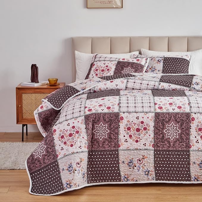Patchwork Quilt Set King Size, 3 Pieces Brown Floral Plaid Summer Bedspread Coverlet Set, Soft Microfiber Reversible Lightweight Bed Cover for All Season (102" x 90", 1 Quilt+ 2 Pillow Shams)