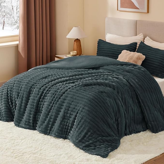 BEDELITE Fleece Full Comforter Set, Fluffy Bed Set, Dark Grey | Super Soft & Warm Bedding, Luxury Fuzzy Faux Fur Comforter for Winter, Heavy Plush Bedding, with 2 Pillowcases