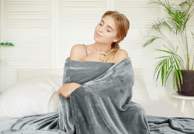 Utopia Bedding Soft Fleece Bed Blanket King Size Ash Grey (90x102 Inch) | Microfiber Plush Warm Lightweight Breathable Cozy Blanket Anti-Static, All Season Use, Gift for Women and Men