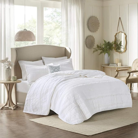 Madison Park Modern All-Season Breathable White King Quilt Set, 4pc | Down Alternative Bedding Set, Lightweight, Machine Washable, Easy Care, Cozy, Coverlet, Soft, Warm